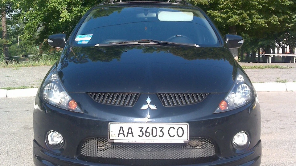 Mitsubishi Grandis 2.4