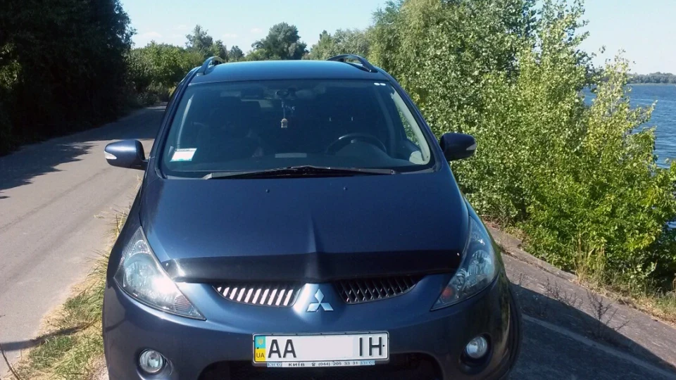Mitsubishi Grandis 2.4 2