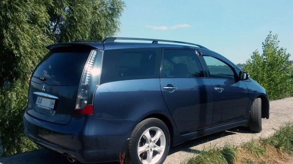 Mitsubishi Grandis 2.4 4