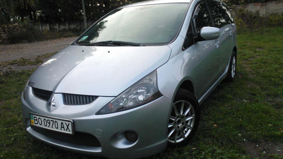 Mitsubishi Grandis найкращий друг 4