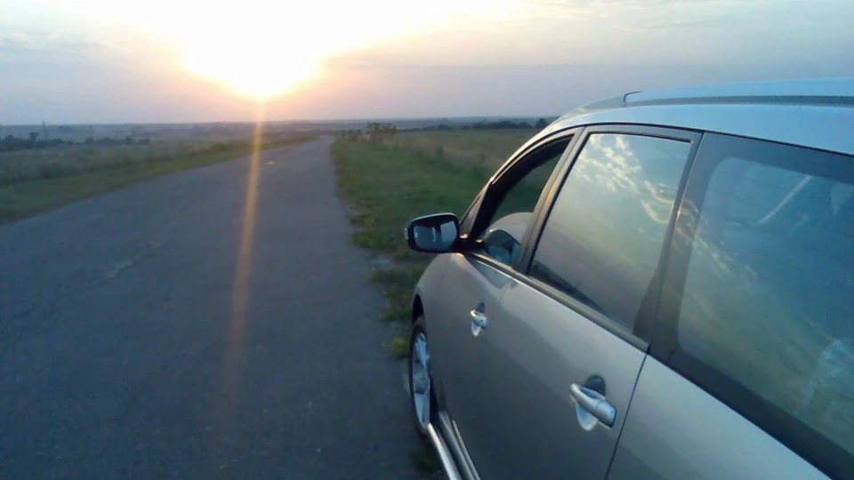Mitsubishi Grandis Сірий іноземець