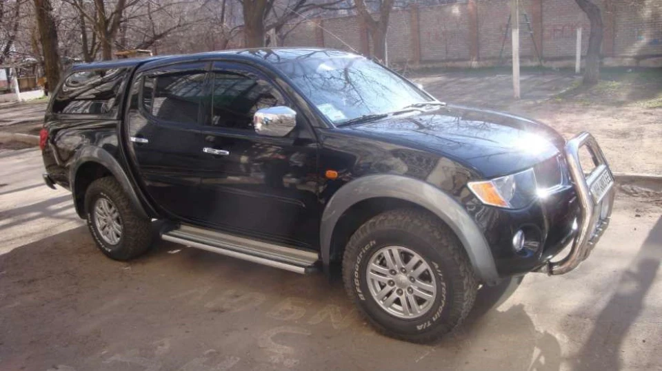 Mitsubishi L200