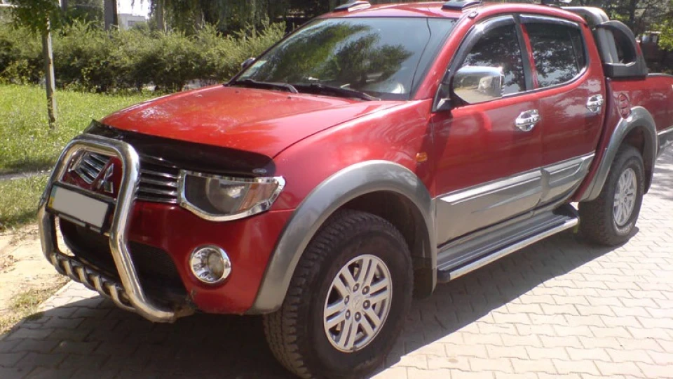 Mitsubishi L200