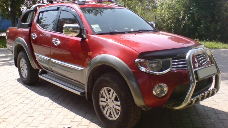 Mitsubishi L200 4