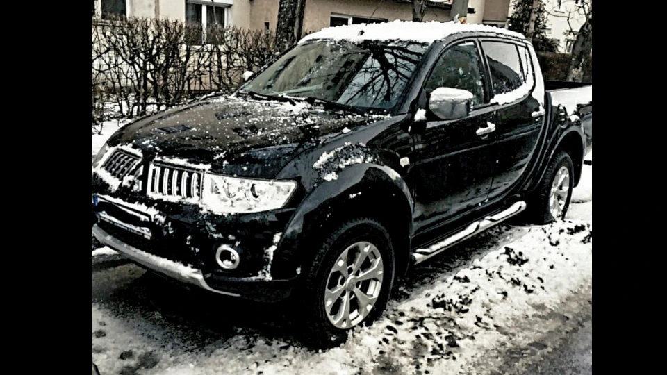 Mitsubishi L200 2