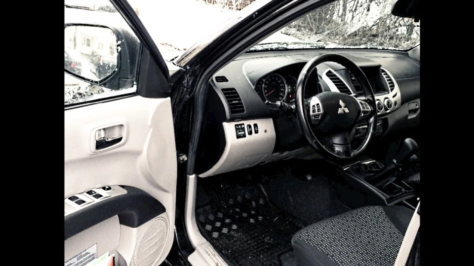 Mitsubishi L200 3