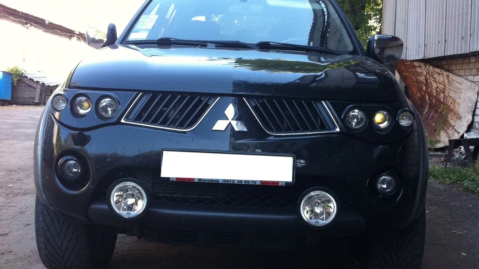 Mitsubishi L200 5