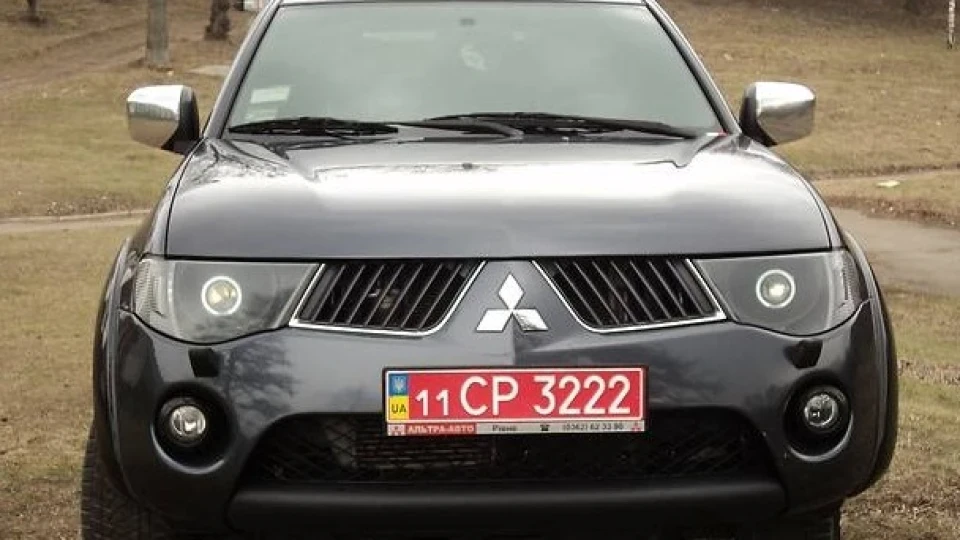 Mitsubishi L200 4