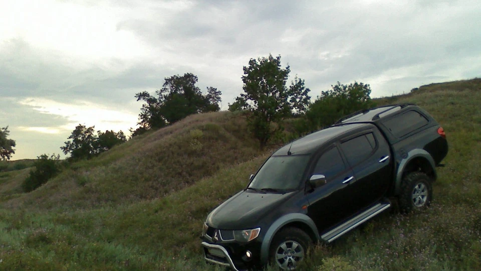 Mitsubishi L200 2