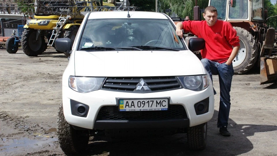 Mitsubishi L200 2