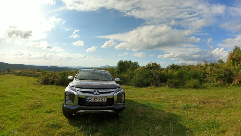 Mitsubishi L200 2.4 2