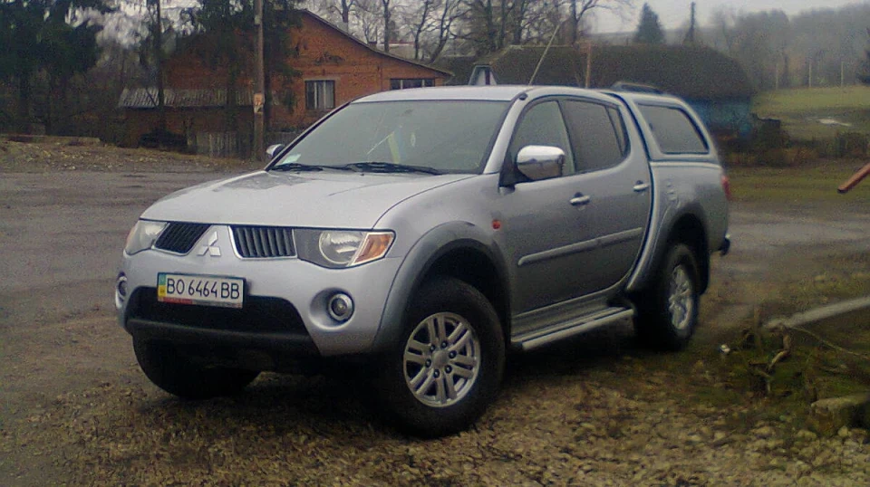Mitsubishi L200 2.5 DHD