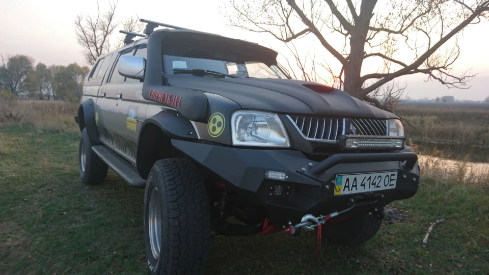 Mitsubishi L200 2.5 ТD MT 4x4 БУРУНДУК 2