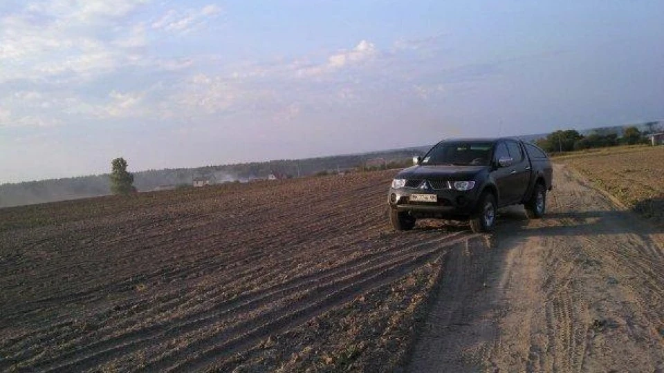 Mitsubishi L200 араб 3
