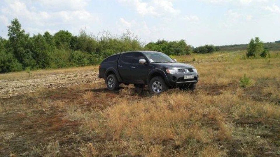 Mitsubishi L200 араб 5