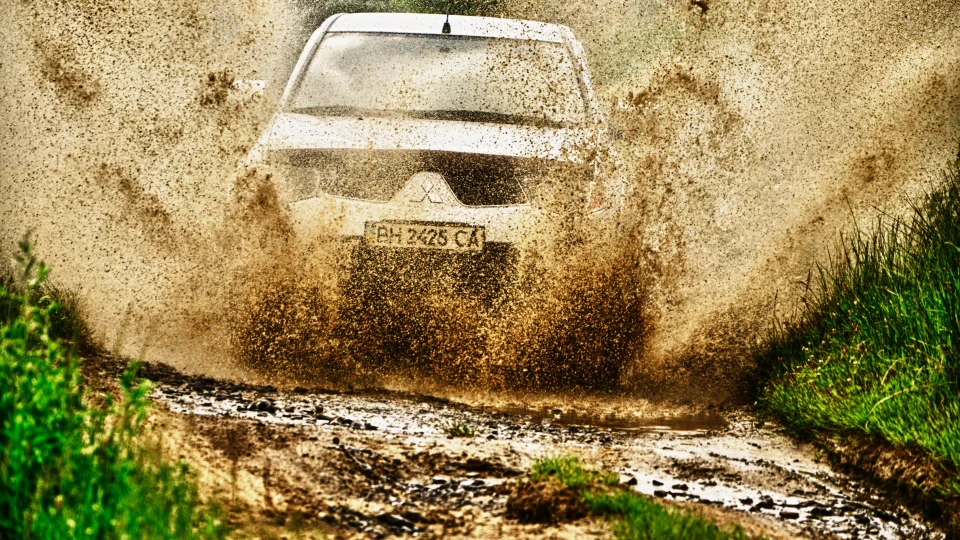 Mitsubishi L200 їжачок 3