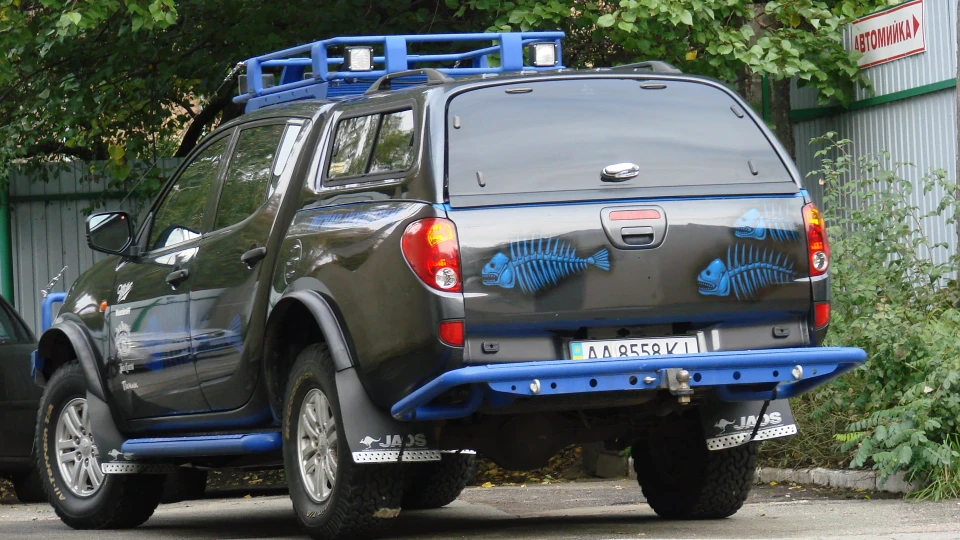 Mitsubishi L200 'GATOR 3