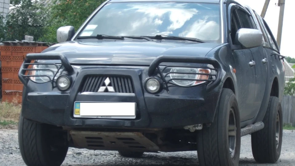 Mitsubishi L200 Японський Міський 4