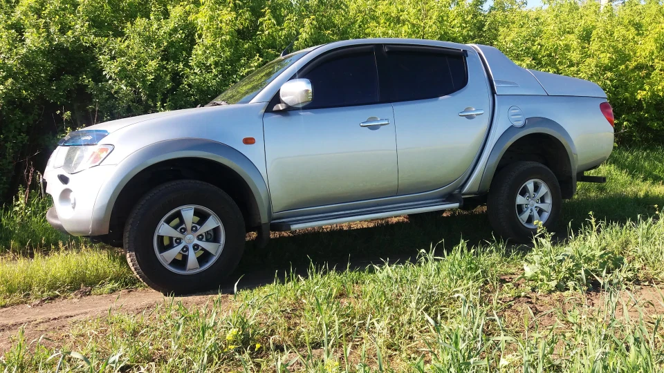 Mitsubishi L200 Люся_intense_ 2