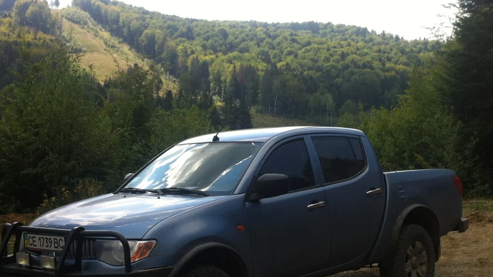 Mitsubishi L200 робочий віслюк 2