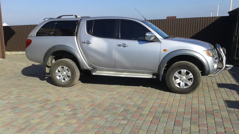 Mitsubishi L200 Санича 5