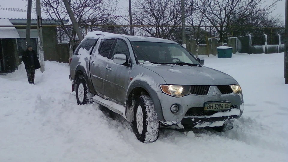 Mitsubishi L200 Sportero 2.5турбодизель