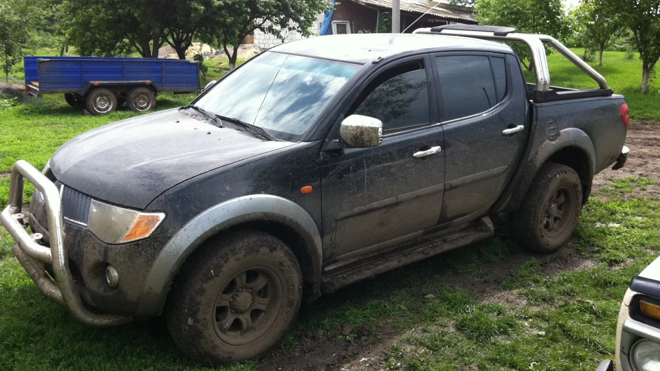 Mitsubishi L200 Sportero 3