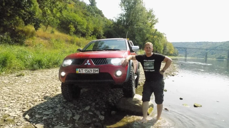 Mitsubishi L200 Спалах