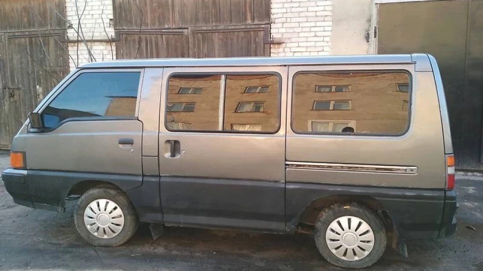 Mitsubishi L300 Домашній дракон 3