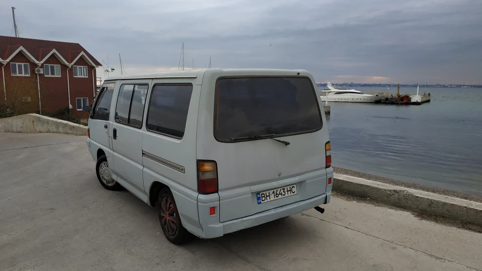Mitsubishi L300 Піддослідний