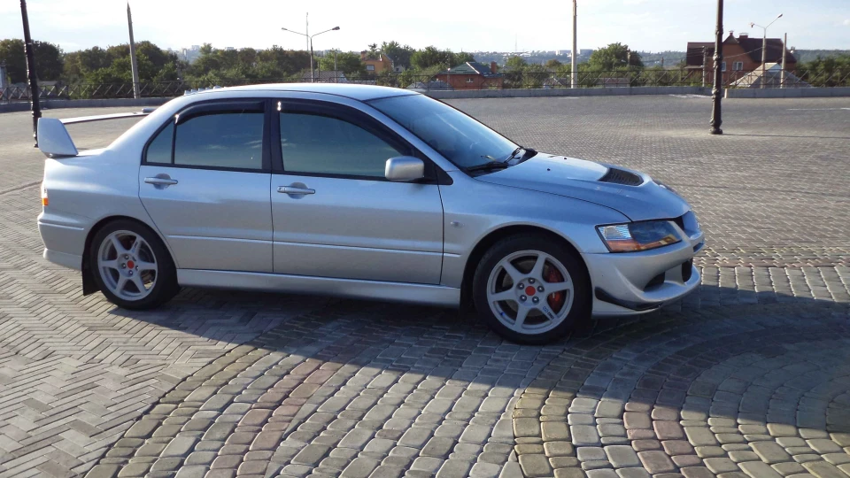 Mitsubishi Lancer Evolution 2
