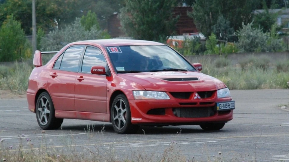 Mitsubishi Lancer Evolution 2