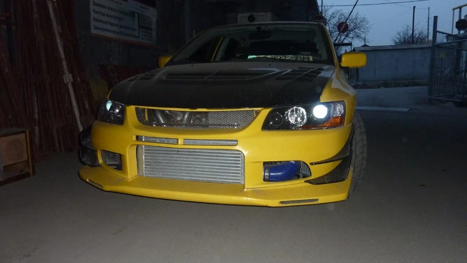 Mitsubishi Lancer Evolution 2