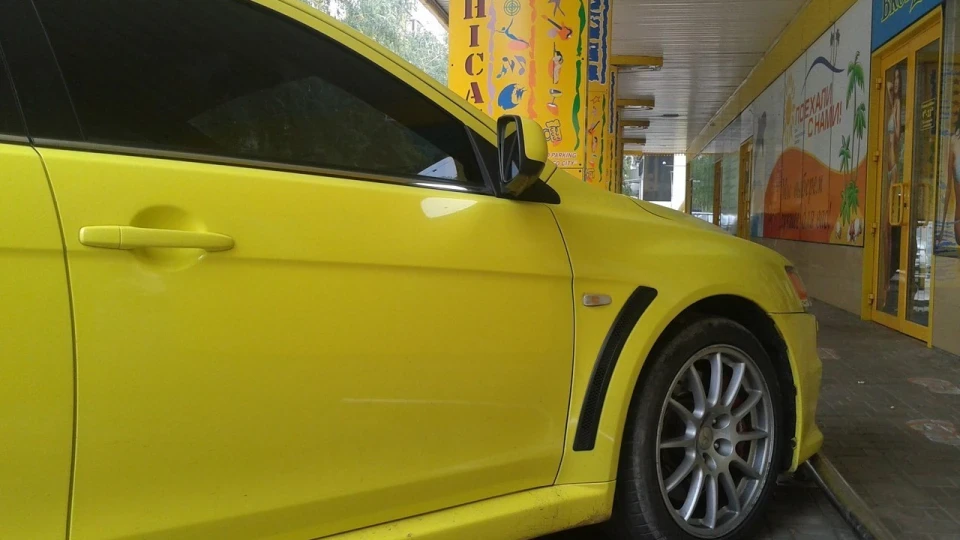 Mitsubishi Lancer Evolution 4