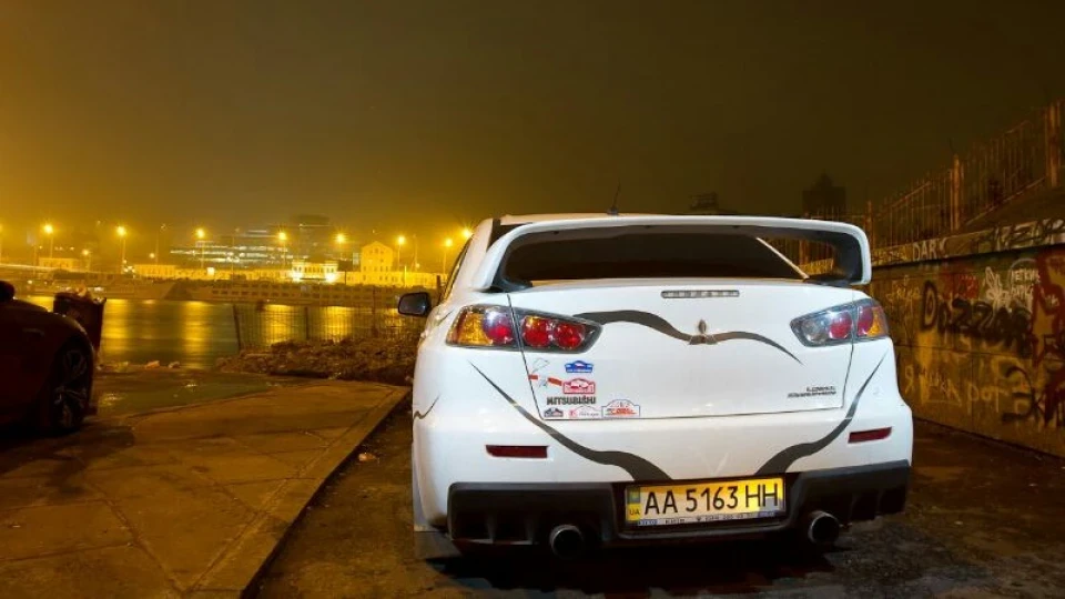 Mitsubishi Lancer Evolution 2