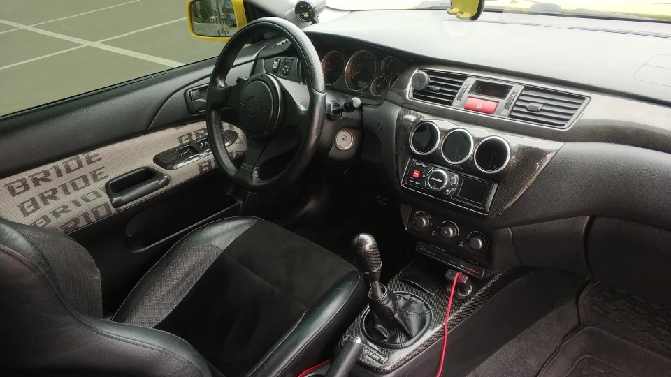 Mitsubishi Lancer Evolution 5