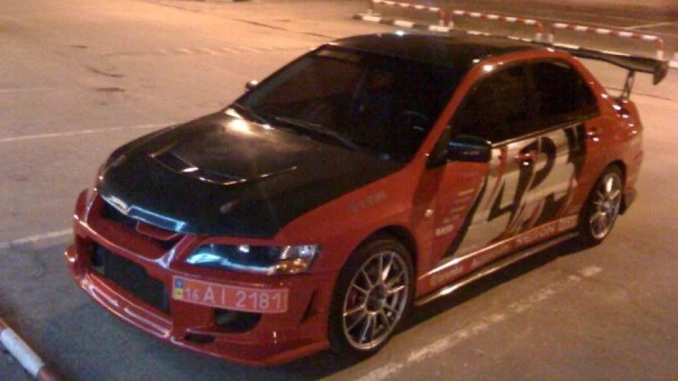 Mitsubishi Lancer Evolution 2.0 турбо 2