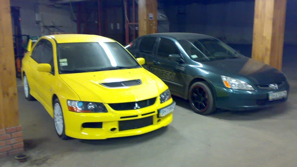 Mitsubishi Lancer Evolution AciD YelloW 5