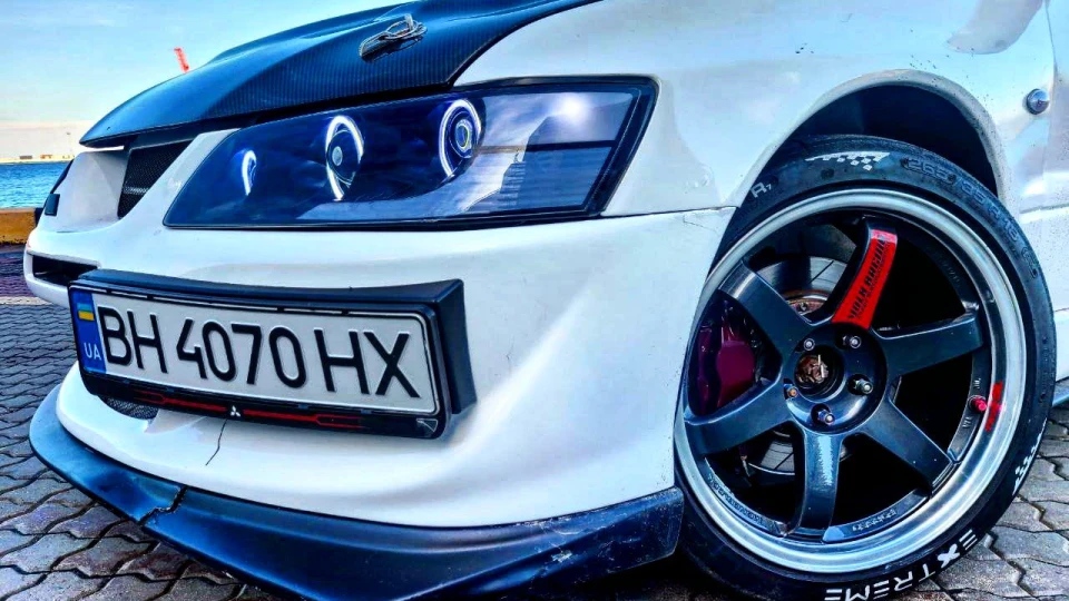 Mitsubishi Lancer Evolution Біляш 4