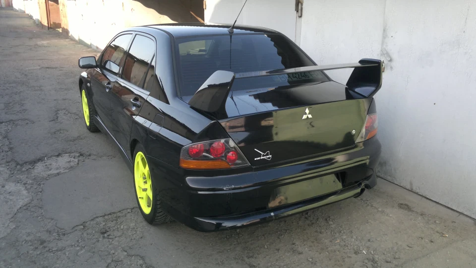 Mitsubishi Lancer Evolution Черниш 2