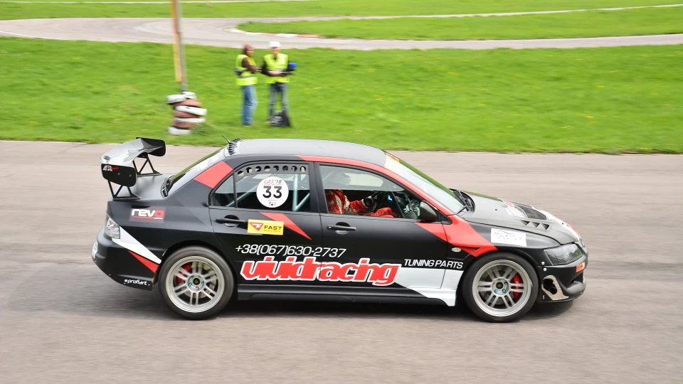 Mitsubishi Lancer Evolution DailyDriven/TimeAttack 5