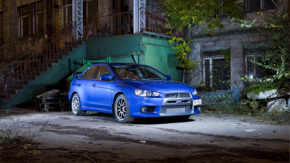 Mitsubishi Lancer Evolution Друзі її звуть Синяк 3