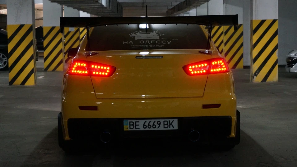 Mitsubishi Lancer Evolution FQ Dream 2