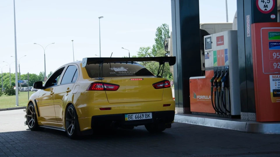 Mitsubishi Lancer Evolution FQ Dream 3