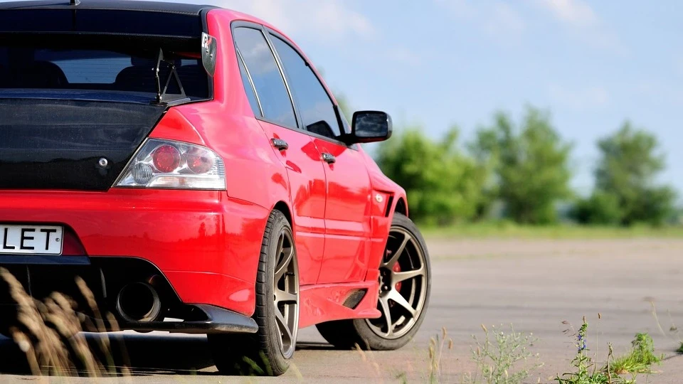 Mitsubishi Lancer Evolution IX 炭素 4