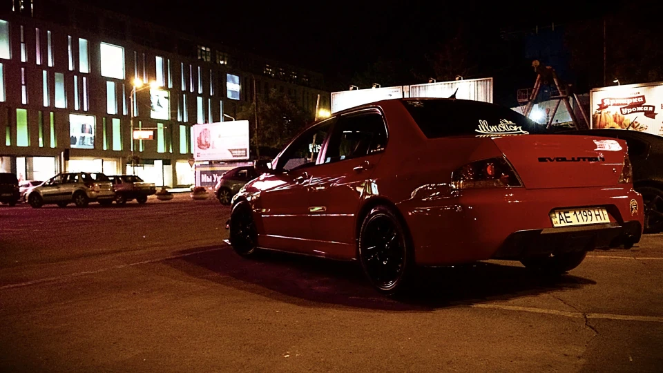 Mitsubishi Lancer Evolution IX 3