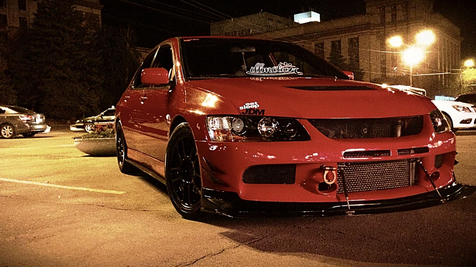 Mitsubishi Lancer Evolution IX 4