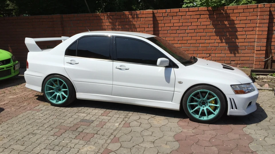 Mitsubishi Lancer Evolution кірка 2