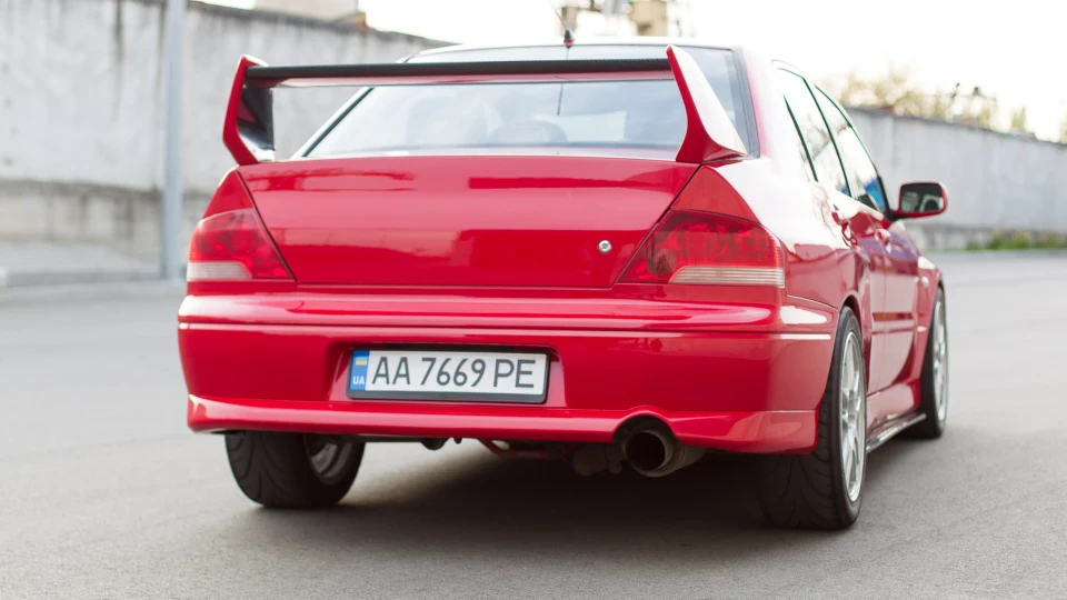 Mitsubishi Lancer Evolution Не бешка звичайно... 4