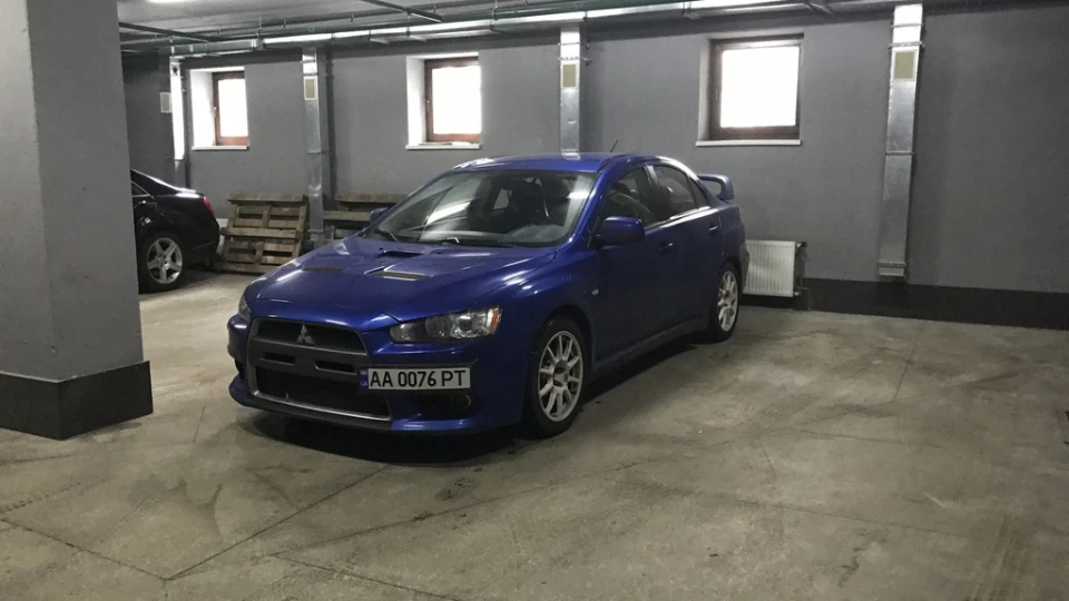 Mitsubishi Lancer Evolution Octane Blue 3